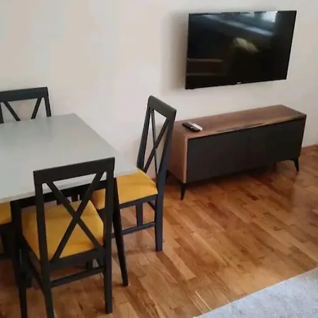 Triumph Arch Apartment